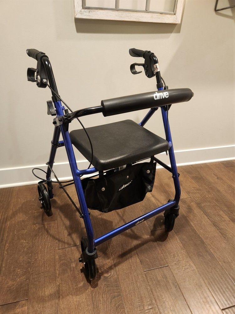 Drive Medical Adjustable Height Rollator Rolling Walker