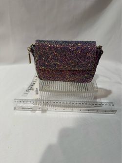 Mod Cloth CLUTCH
