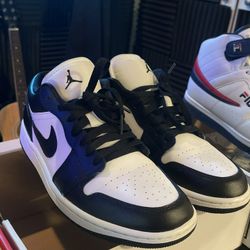 Jordan 1 Low Top  Size 8.5 