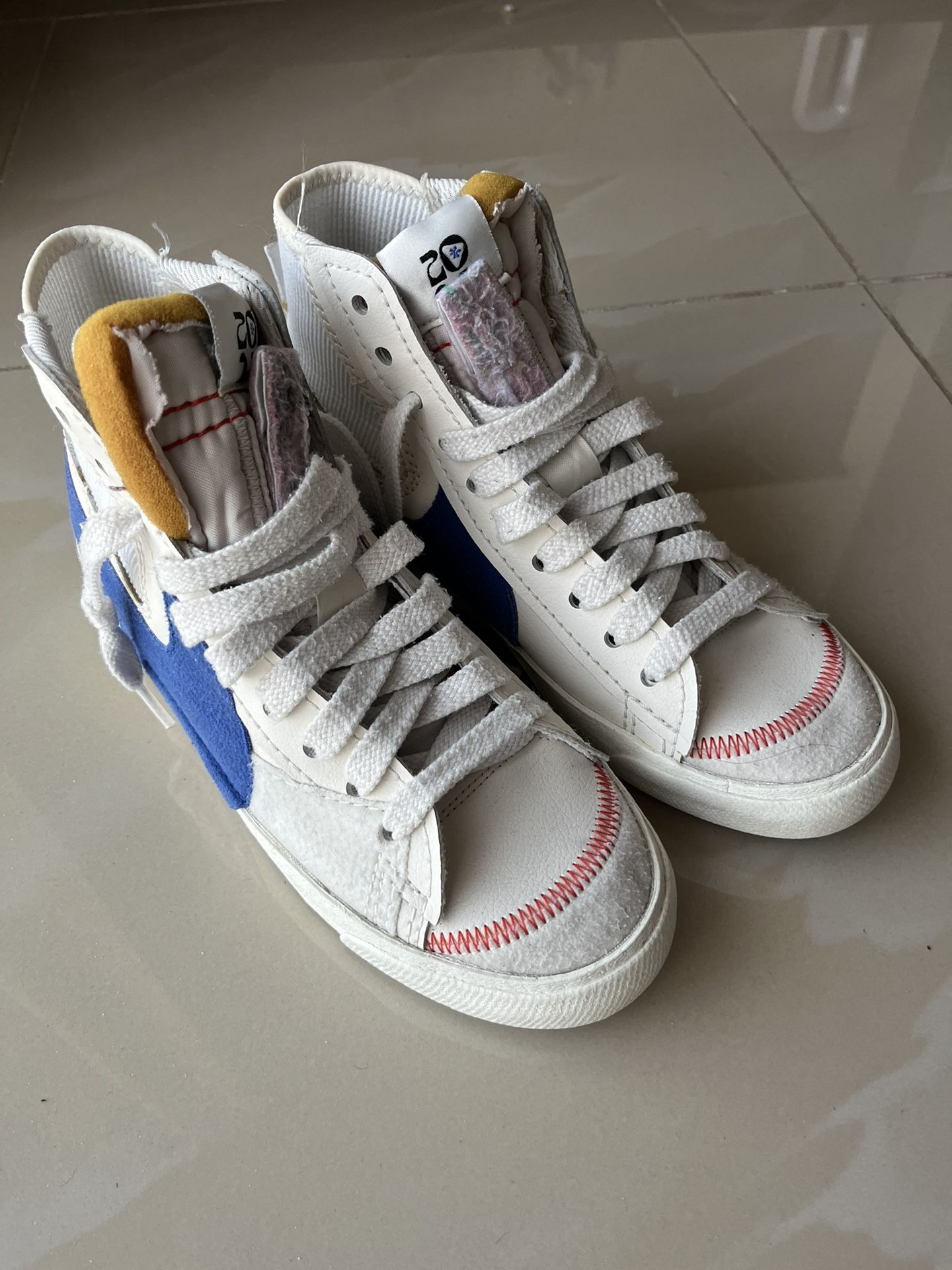 nikey size 8 in excellent condition $80 