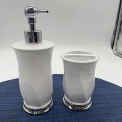 2 Pc Bathroom Set - Model Home Decor 