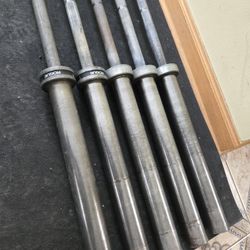 Rogue Bar 2.0 and Rogue Ohio Bars 45lb 7ft Barbells