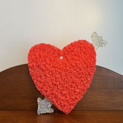 Vintage Valentine’s Day Heart Melted Popcorn Decoration 9” long x 10” tall at widest points