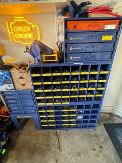 Mechanics organizer