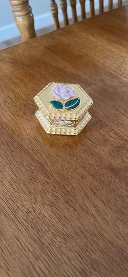 Black hills Gold Pink flower rare heirloom trinket box Collectibles No. 2