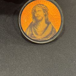 Vintage RARE Holographic Jesus Glass Pendant Necklace Hologram 3D Image VTG. 1.43” wide (36mm).