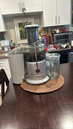 BREVILLE JUICER 