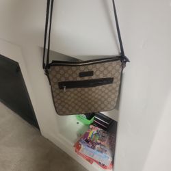 Gucci Shoulder Bag