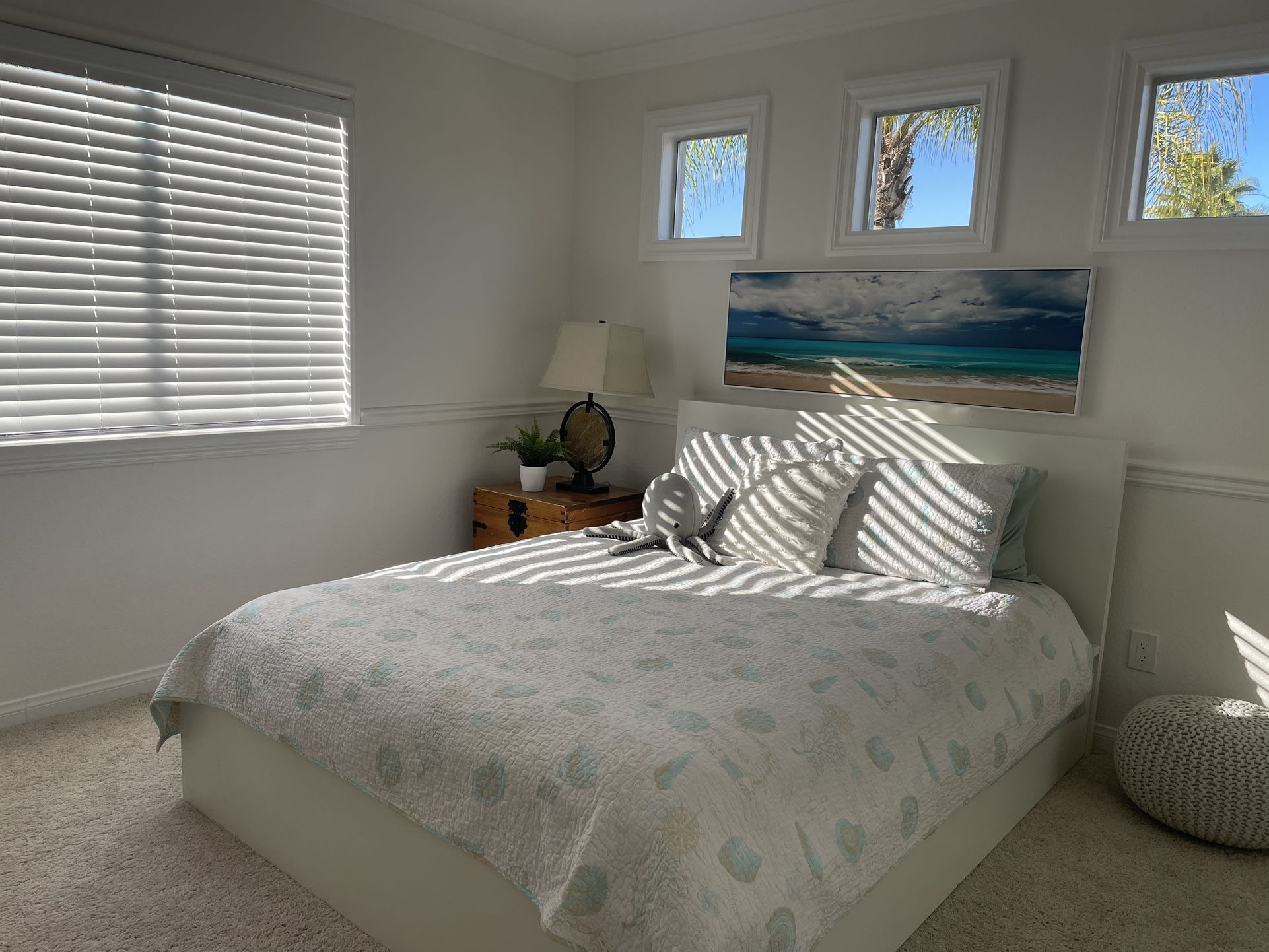 Luxury Queen Furnished Room