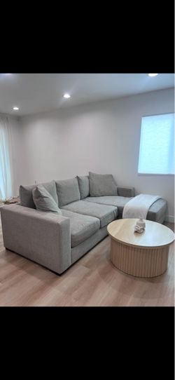 L Shapes sectional sofa