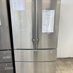LG 4 Door Refrige With Water And Ice 