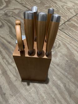 Brand Knew Knife Set