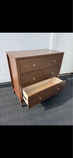 Serena 3 Drawer Dresser/ Dresser/ furniture/ nursery/ bedroom/ clothes/ closet