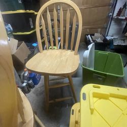2 Solid Wood Swiveling Bar Stools