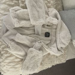 alo faux white fur jacket size xsmall