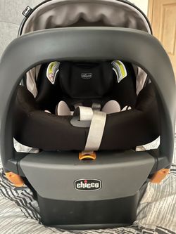 Chicco Car seat