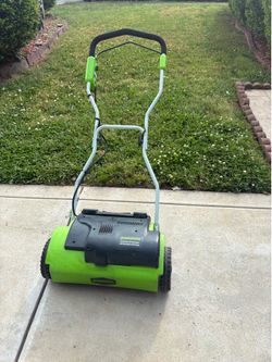 Greenworks Electric Dethatcher