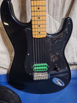 Squier modified CV Strat