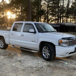 2007 Gmc Denali Truck