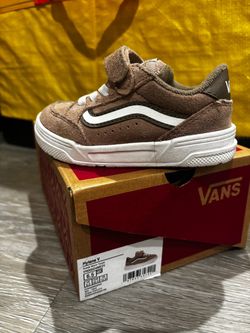 Hylane v toddler vans