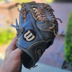 Wilson A2000 LHT 11 1/4 Inch Baseball Glove