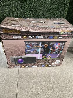 Home Theater Screen And Projector 