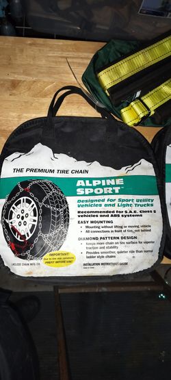 Tire Chains. Varying Sizes For Cars SUVs  and Midsize Trucks  