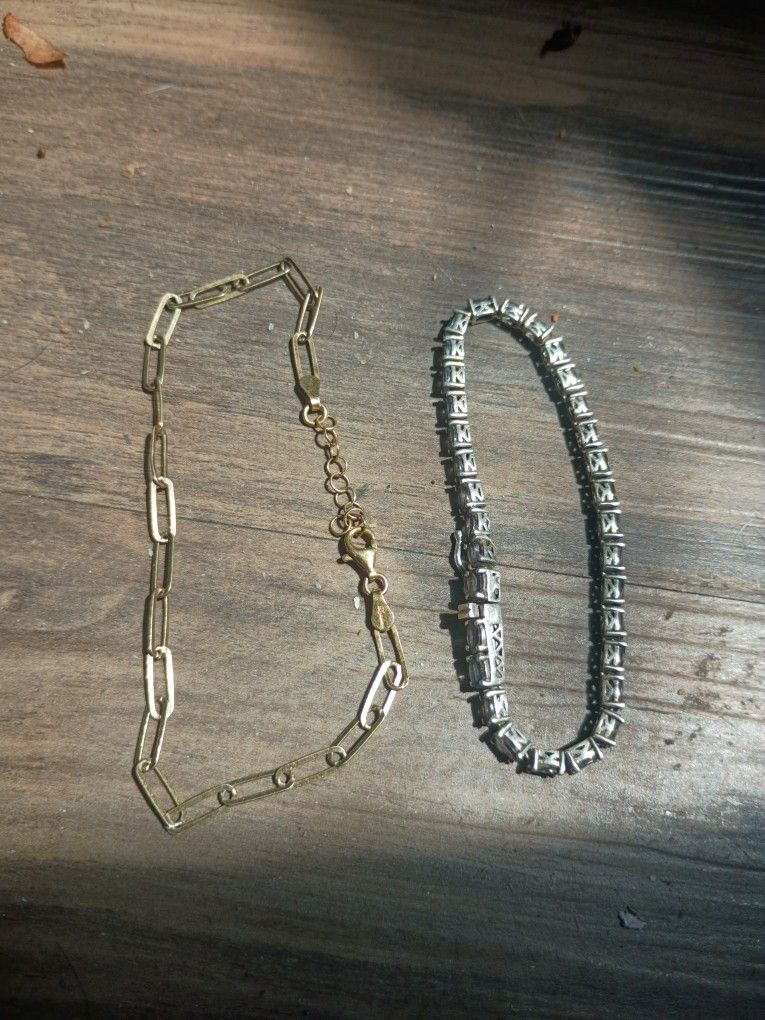 2 Pretty Bracelet S For Sale Cheap