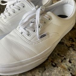Like New! White Leather Vans Sz 8 Women 6.5 Men (great For nursing Or Hygiene school!)