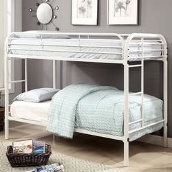 Twin/Twin Bunk Bed 