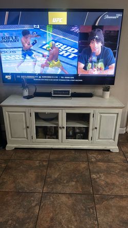 Tv stand