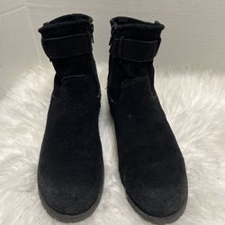 CLARKS Women's Black  Suede Ankle Boots Booties Buckles and Side Zipper US 8.5