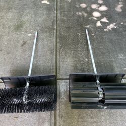 Milwaukee Rubber Broom & Bristle Brush Attachment Set 