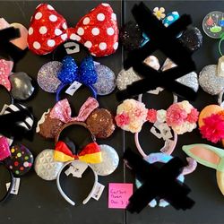 HUGE Lot Disney Mickey Ears