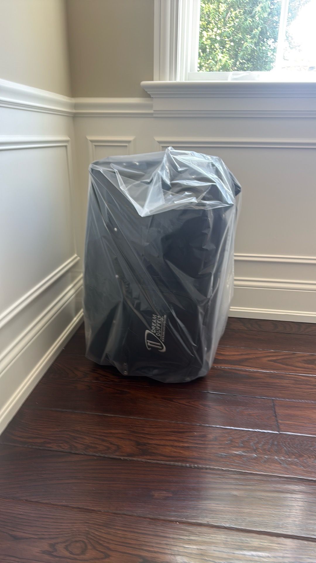 Dream duffle luggage case
