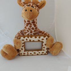 Plush Giraffe Frame 