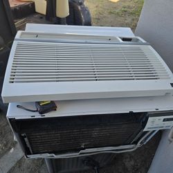 15,000 BTU LG A/C