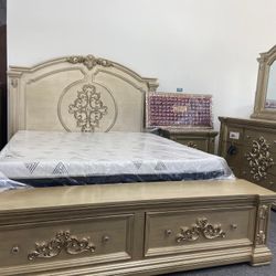 King Bedroom Set