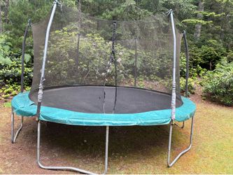 Free Trampoline