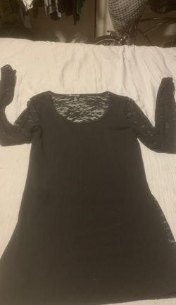 Lace back and sleeve shirt