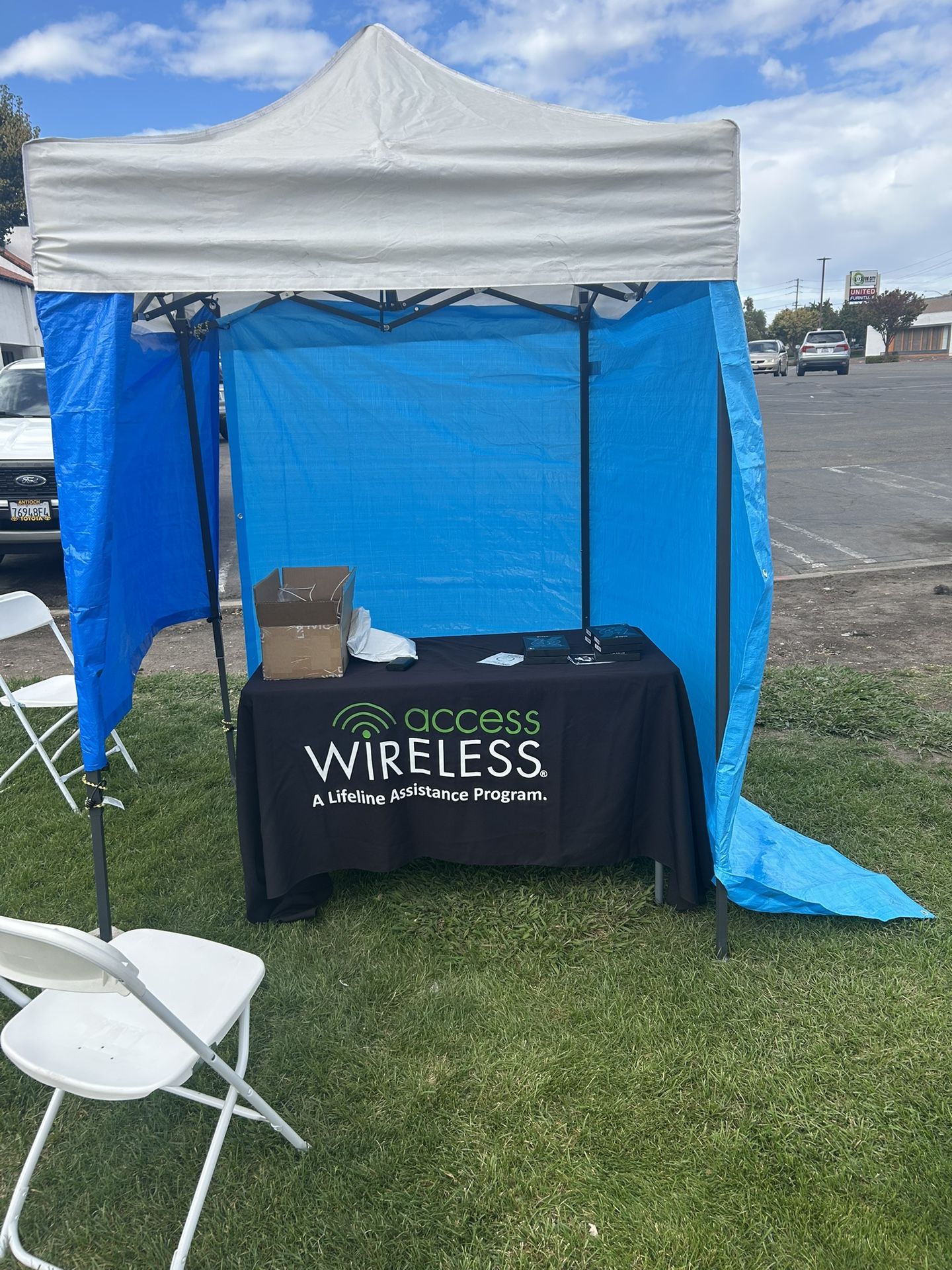 FREE PHONES STOCKTON!! In Front Of WorkNet On West Ln