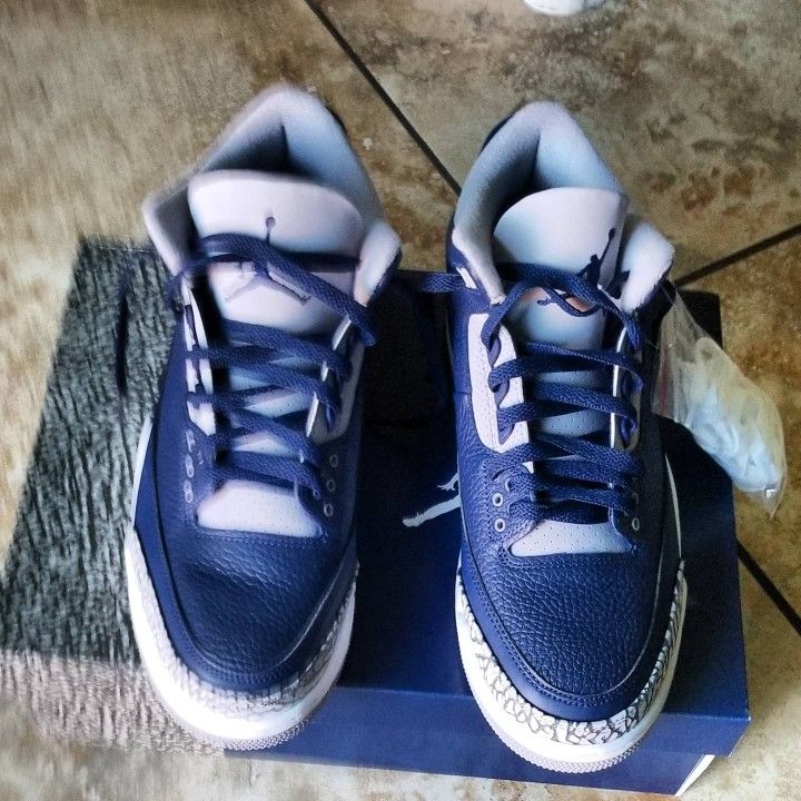 Jordan Retro “Georgetown Midnight Navy Size Deadstock