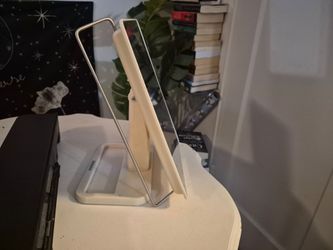 Electric table mirror