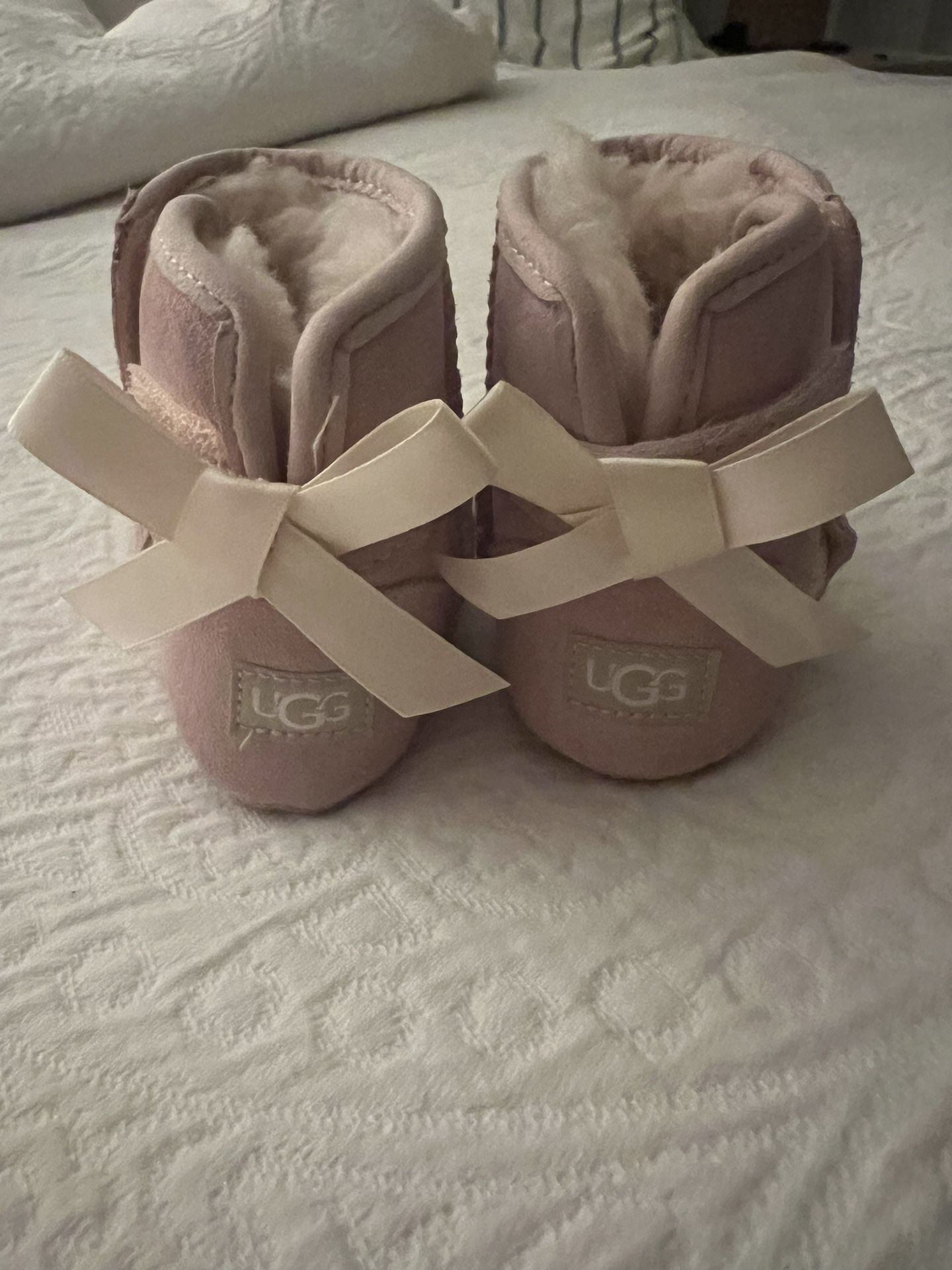 Infant Ugg Boots - Pink Suede With Bows 