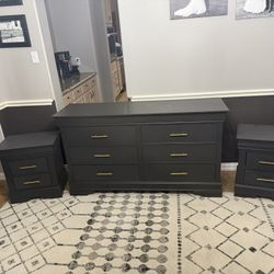 Refurbished Black Dresser Set