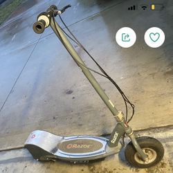 Razor E300 Scooter