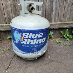 BLUE  RHINO  3/4  FULL 