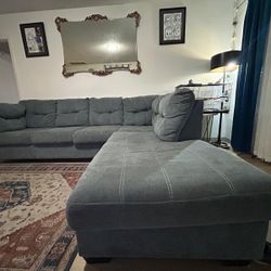 Sofa & Couch