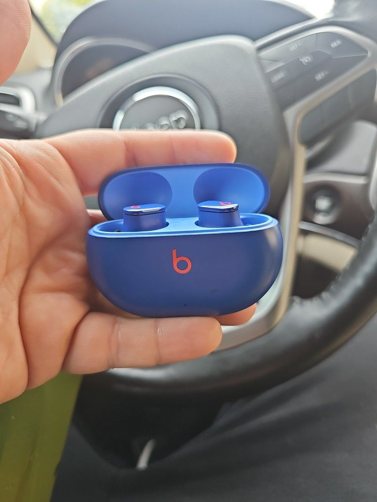 Beats Studio Buds+