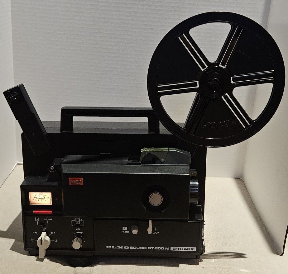 Vintage ELMO Sound ST-600 M 2-Track 8mm Movie Projector With Case